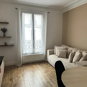 Le Voltaire - Center , Paris France